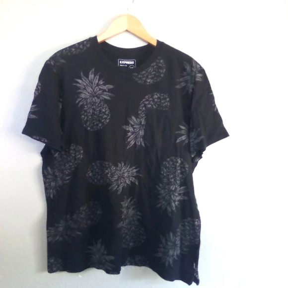 Express t - shirt size xl ( box BH ) - Picture 1 of 3